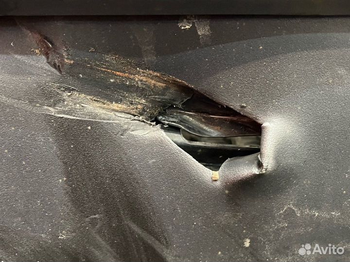 81664106599 Крыло заднее передняя часть Man TGX