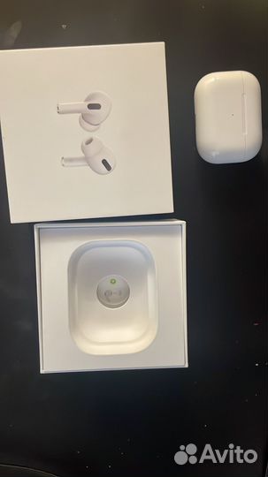 Продаю Наушники Airpods Pro 2