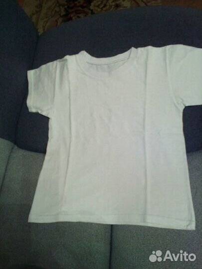 Шорты и майка для физкультуры в отличном состоянии