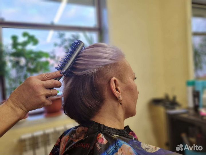 Парикмахер. Маникюр. Обучение (парикмахер)