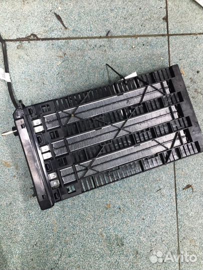 Радиатор отопления BMW F30