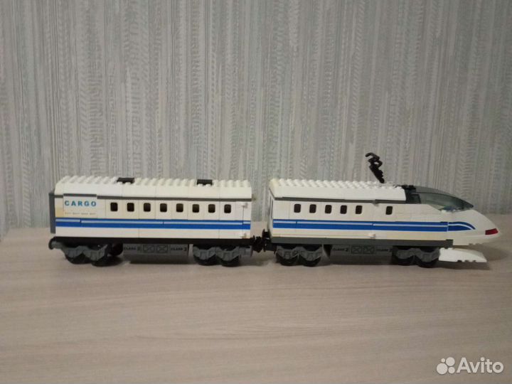 Поезд Лего (китайский)