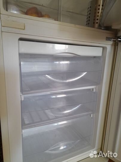 Холодильник бу Ardo