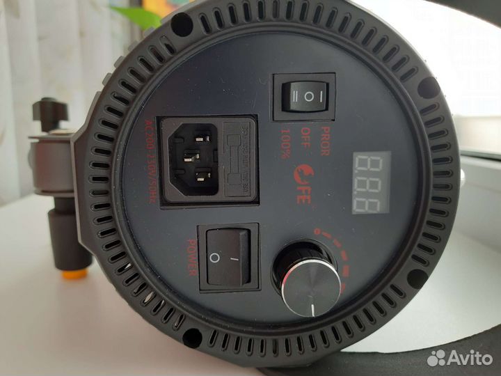 Осветитель галогенный Falcon Eyes QL-1000BW