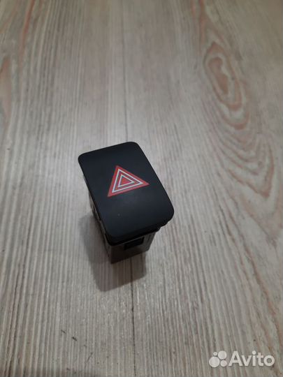 Кнопка аварийной сигнализации Kia soul 2