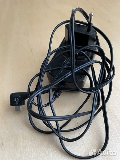 Зарядное устройство micro usb