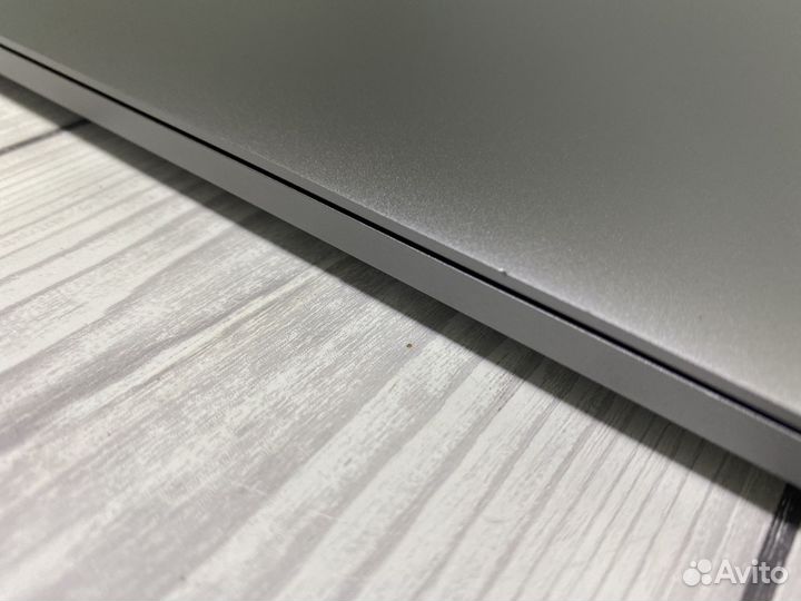 MacBook Pro 13
