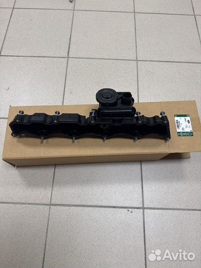 Крышка клапанная land Rover LR164405