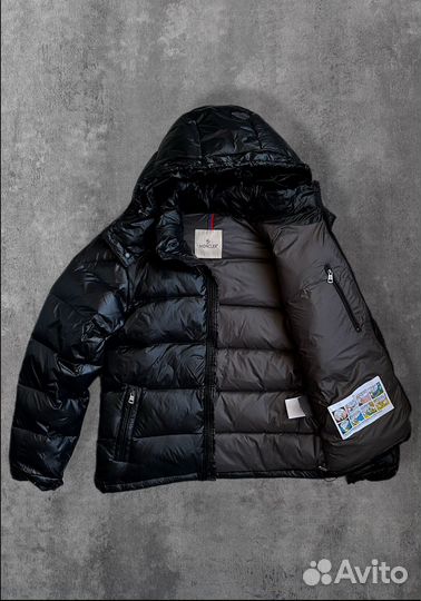 Пуховик moncler