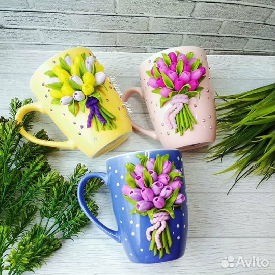 Кружка с декором из полимерной глины