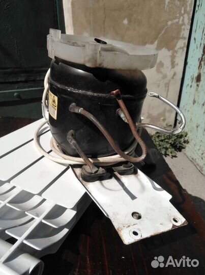 Компрессор холодильника