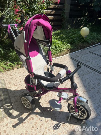 Трехколесный велосипед коляска