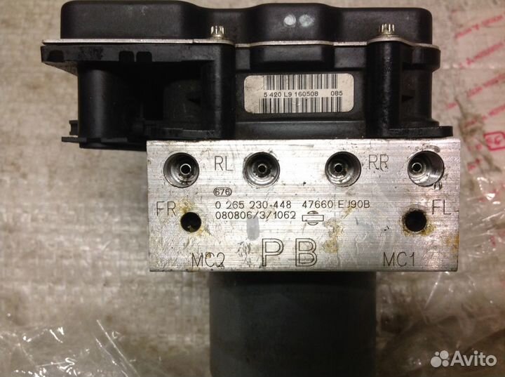 Блок abs infiniti m35 m45 y50