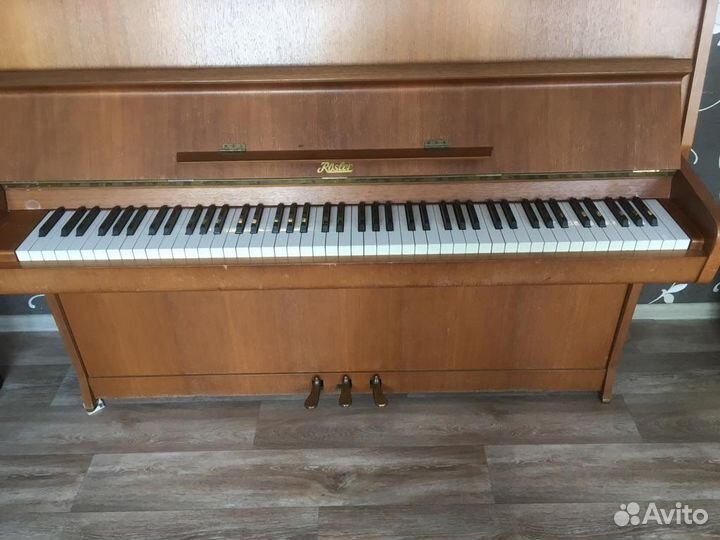 Пианино Rosler