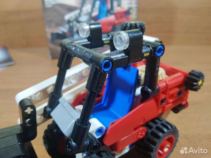 Lego Technic 42116 Погрузчик