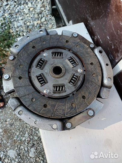 Корзина сцепления и маховик