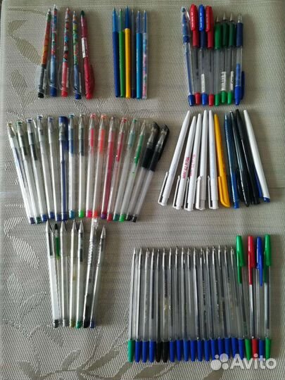 Карандаши, ручки, резинки, линейки и др