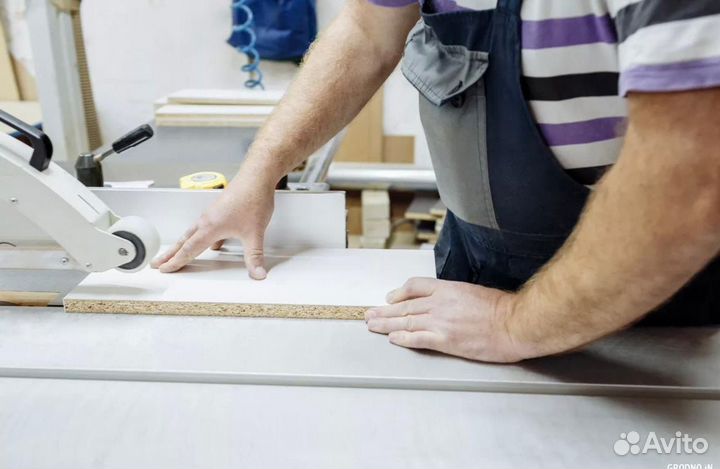 Работник на производство