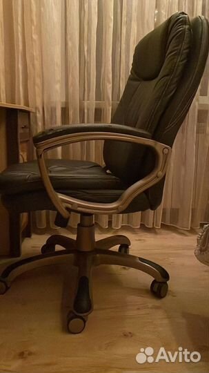 Компьютерный стул кресло