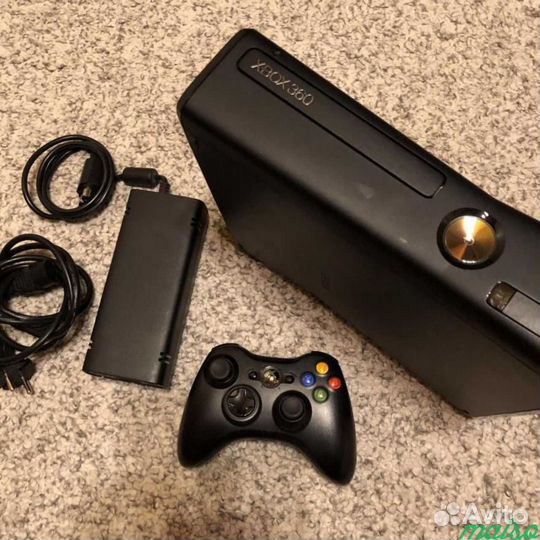 Xbox 360 на фрибуте 250 GB