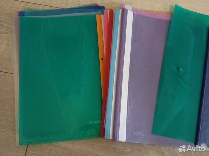 Папки разные канцелярские