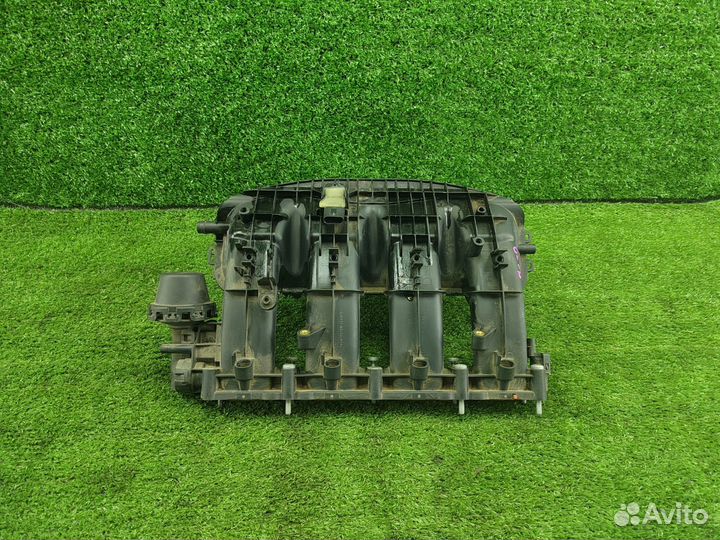 Впускной коллектор Audi A3 8V