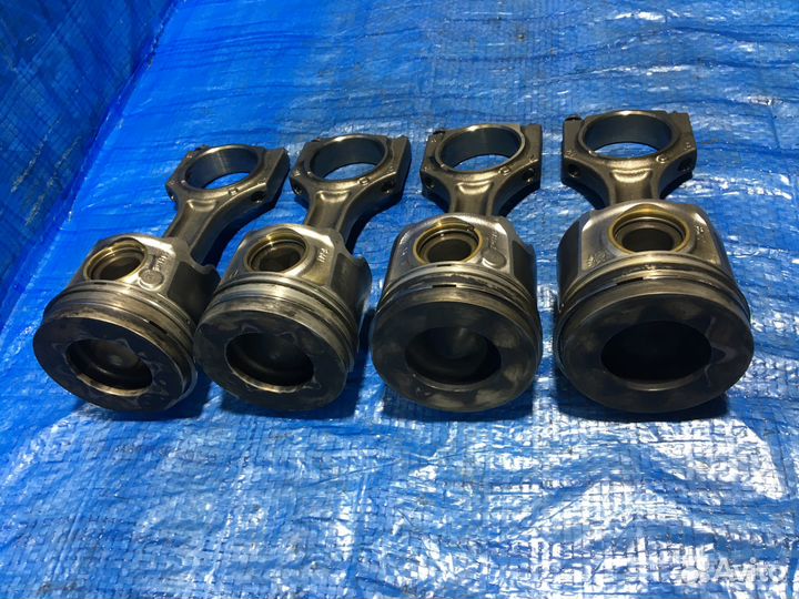 Поршень с шатуном B47 BMW 5 G30 G31 F10 F11