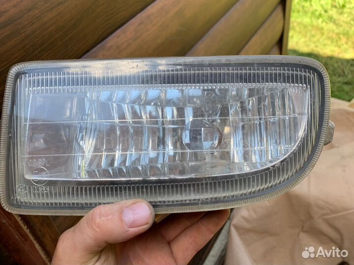 Фара противотуманная Toyota Land Cruiser 100
