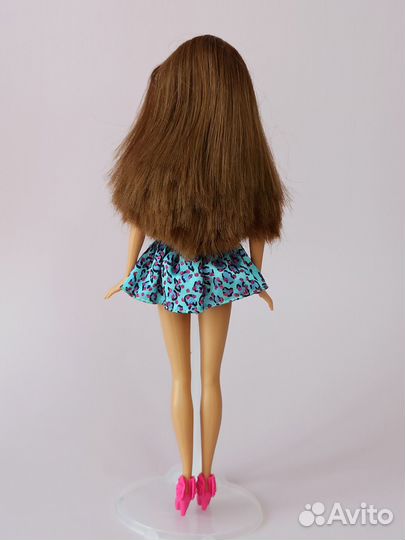 Barbie Princess Charm School Hadley 2010