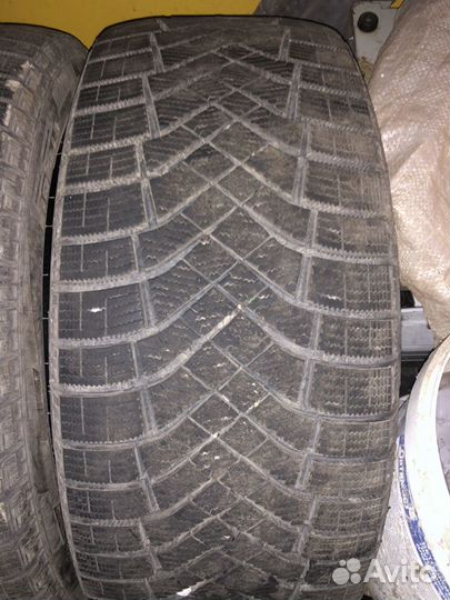 Pirelli Ice Zero FR 225/45 R17