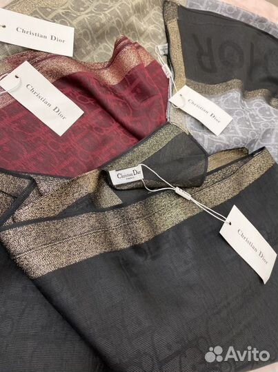 Шарфы и палантины