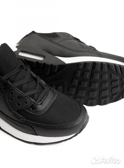 Кроссовки женские новые 40