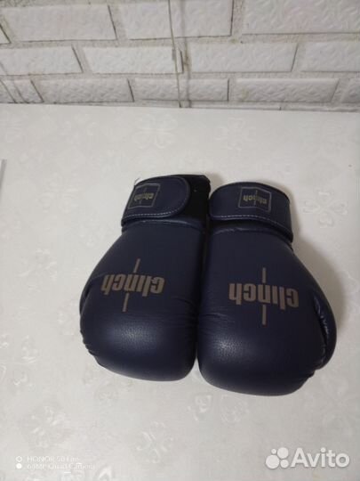 Боксерские перчатки детские 8 Oz и шлем