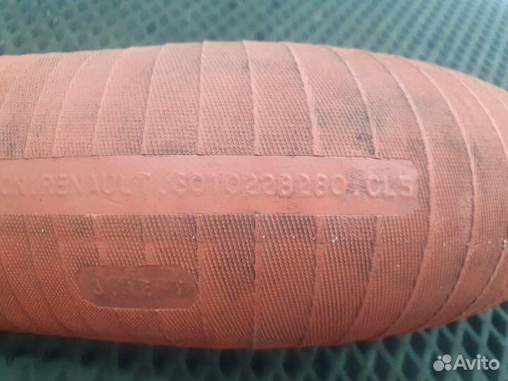 5010228280 Патрубок интеркулера Renault Premium