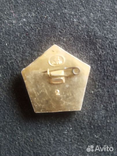 Значок СССР. Универсиада 1973 год. Волейбол