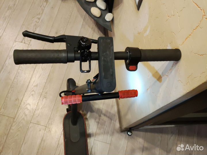 Электросамокат xiaomi m365 pro