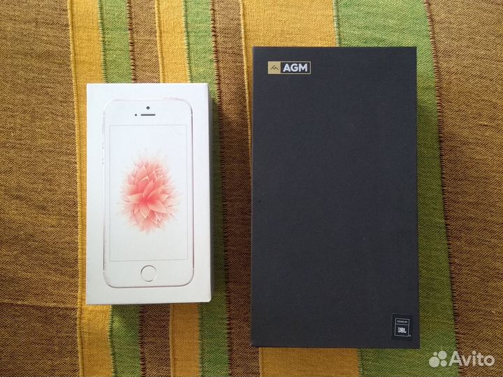 Упаковка от iPhone, от телефона