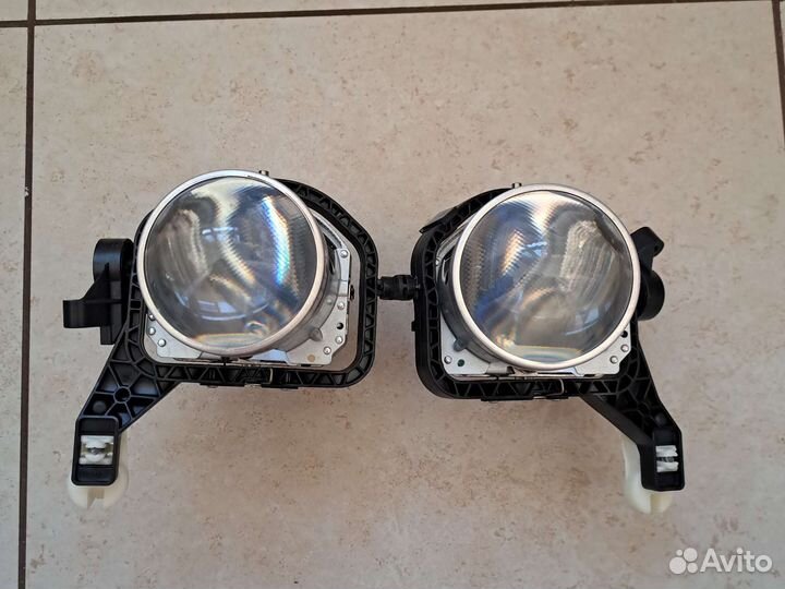 Линзы Mercedes 221