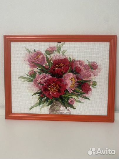 Вышивка крестом Пионы. Готовая работа