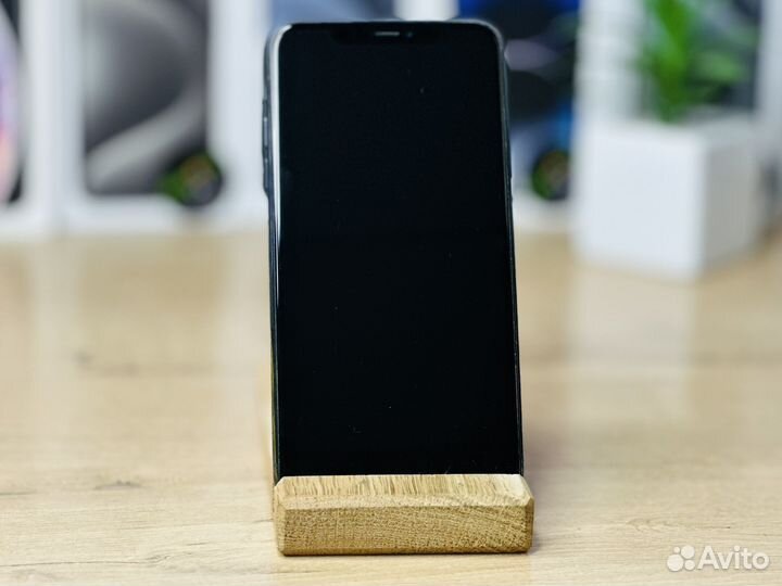 iPhone 11 Pro Max, 64 ГБ
