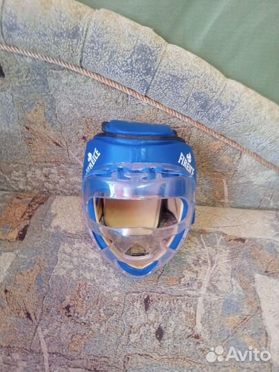 Шлем для единоборств кожаный