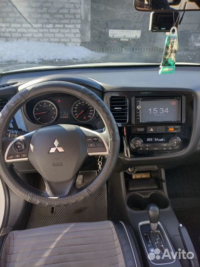 Mitsubishi Outlander 2.0 CVT, 2014, 120 000 км