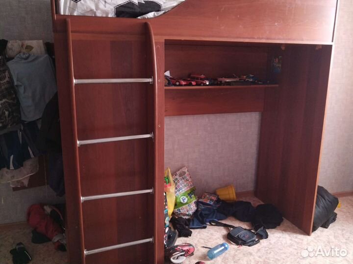 Детская кровать двухъярусная