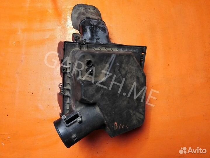 Корпус воздушного фильтра Cadillac Srx 2011