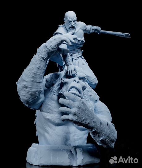 Кратос фигурка