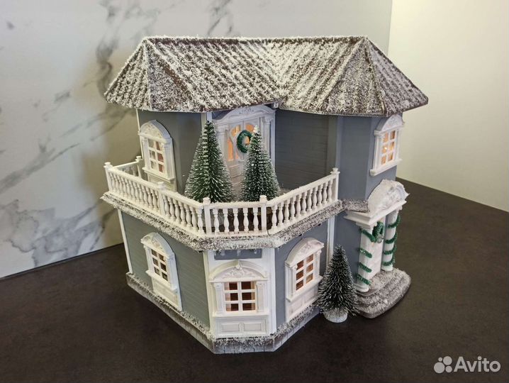 Кукольный дом-светильник