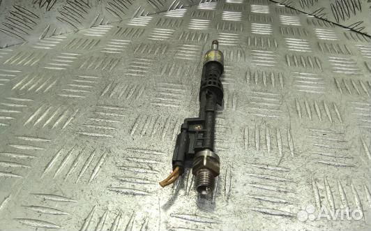 Форсунка бензиновая BMW 5 F10/F11 (4BA01B703)