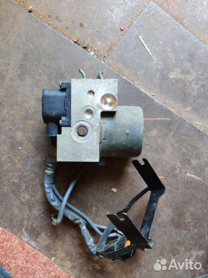 Блок абс Митсубиси мираж, кольт хетчбек кузов C L1