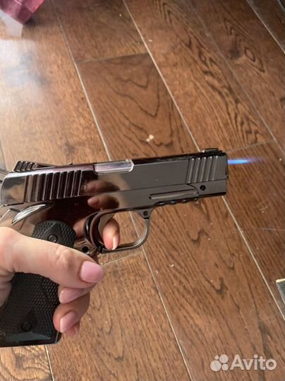 Новая зажигалка