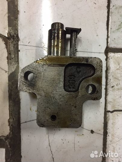 Натяжитель цепи грм Hyundai Solaris 1 1.6